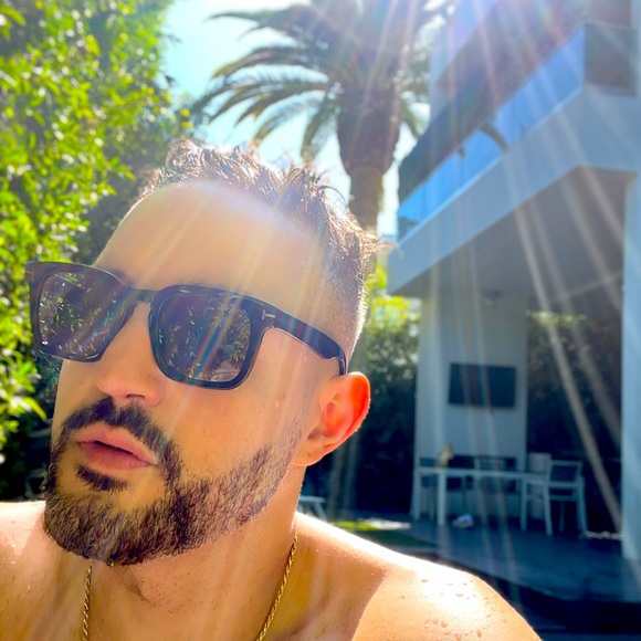 Meet your Posher, Substance - Picture 1 of 1